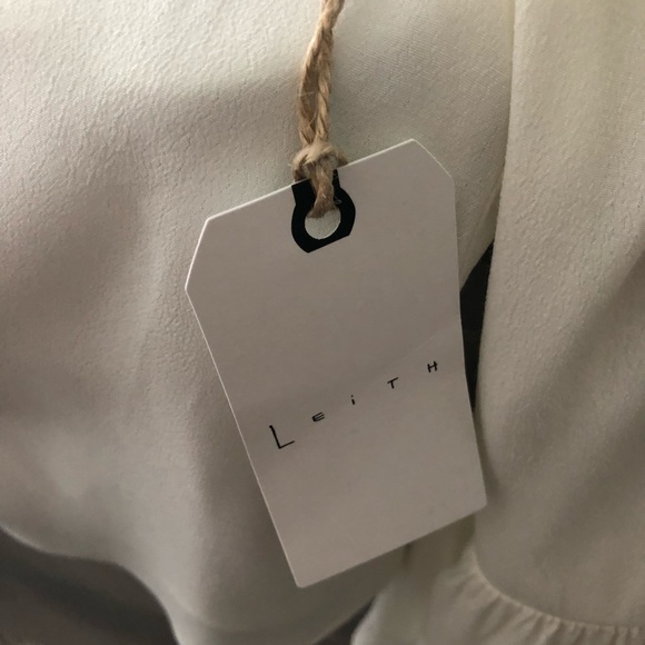 Leith One Shoulder Bell Sleeve Top Cream/Off white - Picture 6 of 7